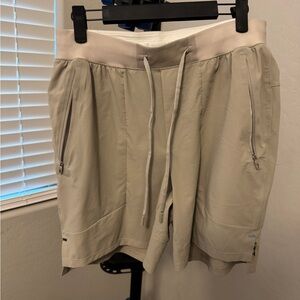 Lululemon License to Train (LTT) 7” Linerless Short - Men’s Medium